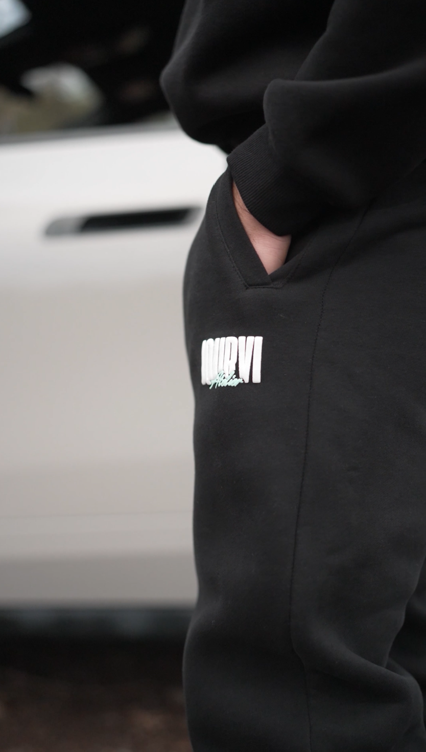 Jourvi Essential Joggers Zwart